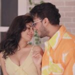 Avneet Kaur Instagram – “हीरोइन बनना कोई हलवा नहीं है“ this was said to Tiku, your reel character in your debut film as “Heroine”🌟

Couldn’t agree more, It’s truly Written, and it’s never easy to even dare to see such big dreams. Your journey from a lil girl in DID to a “Bollywood actress” would not have been a simple cakewalk, but you’ve Aced it 🫶

Your success feels so personal♾️

We got to know each other in a television show,  Avneet then was an innocent girl jise phone pe chidane ne rone lagti thi, air ab dekho itni samajdaar ho gayi hai aur itni unchaiyo ko chu rahi hain✨

Soooooo proud of you, keep inspiring, keep flying my Apun Tapun Punjabi ♥️🤗

Love,
Apun Tapun Gujarati 🤭💫
.
.
5:55✨