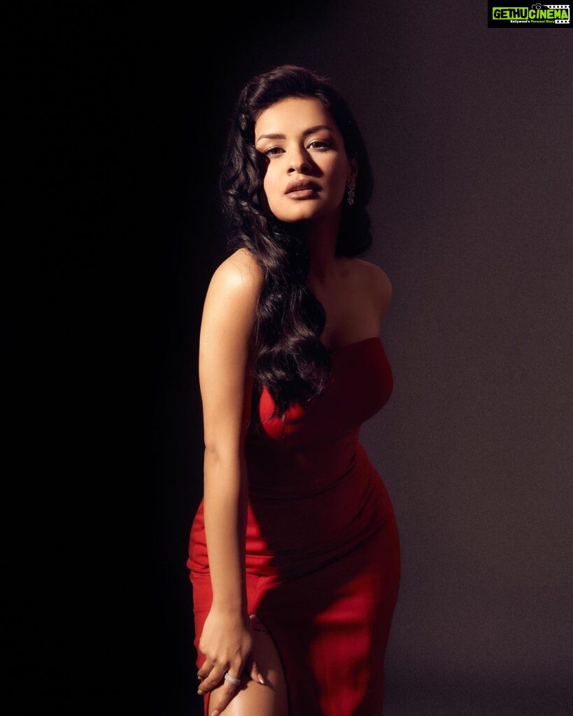 Avneet Kaur Instagram - In that red dress on ♥️🌹 Outfit: @antithesis.in Jewels by @anaghaartsnjewels @upakarna @mozaati MUAH @sachinmakeupartist1 @arbazshaikh6210 Styled by @tanghavri Assisted by - @esther_pinto98 📸 @visualaffairs_va