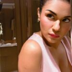 Avneet Kaur Instagram - Modern day barbie 💖🌸🎀👛🦩 Mumbai, Maharashtra