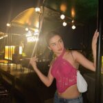 Avneet Kaur Instagram - 💞🌸👛💕✨