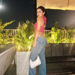 Avneet Kaur Instagram - 💞🌸👛💕✨