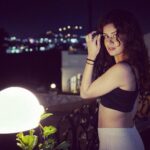 Avneet Kaur Instagram - Bhopal diaries in May….🎬☀️🥰🍂🌸✨ #throwback #photodump Bhopal, Madhya Pradesh