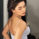 Avneet Kaur Instagram - Close ups pls 💙🦋✨ Mumbai, Maharashtra