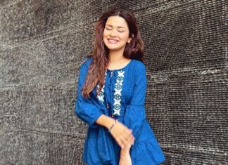 Avneet Kaur Instagram - 🦋💙✨