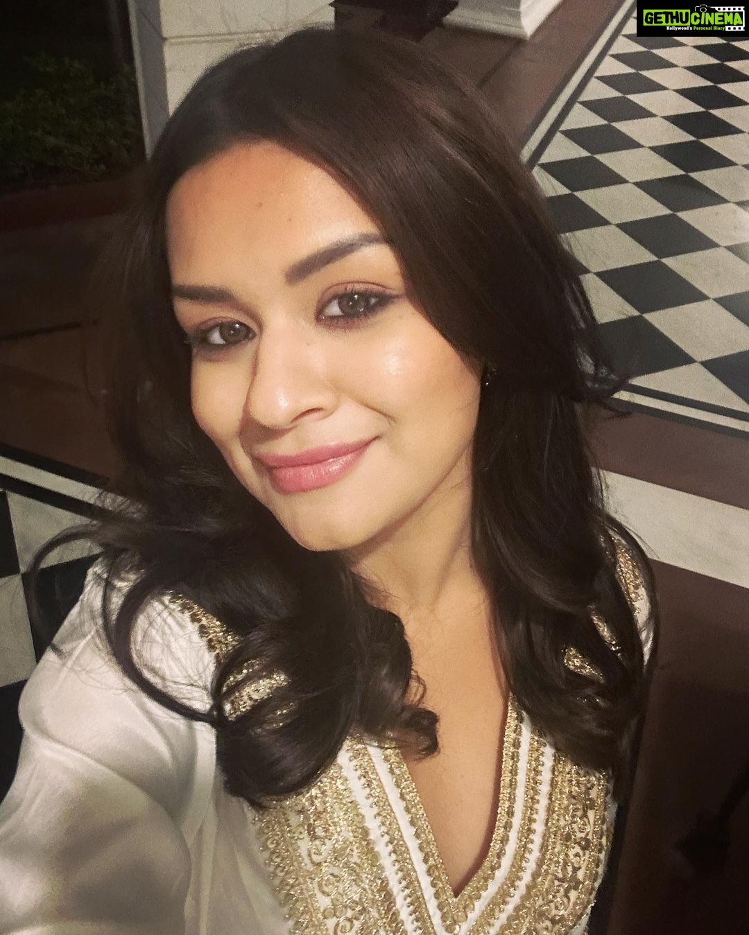 Avneet Kaur Instagram - April-May looked like this 📷🦋🎥⛅️☀️ #camerarolldump Bhopal, Madhya Pradesh