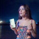Avneet Kaur Instagram - What’s fabulous to look at and amazing to shoot with? The #GalaxyS23 in Lime ofcourse. Its night videos are so good, that it literally has everyone going– “Can you send me that?”. @samsungindia, you got this bang on! #SharetheEpic #Samsung