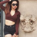Avneet Kaur Instagram – I’m not tearing down my walls for anyone again. You wanna know what’s inside? Climb.🤎🖤 Bhopal, Madhya Pradesh