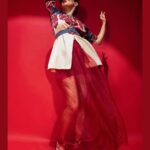 Avneet Kaur Instagram - I GOT A 90'S R&B TYPE HEART.♥️🎷