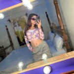 Avneet Kaur Instagram - My baby girl so pretty, she the coldest in the city.👅💜💕🌻 (my mom got me this top 🥹) Madhya Pradesh