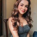 Avneet Kaur Instagram - This new me gone hit so different.🖤🤍✨ Madhya Pradesh