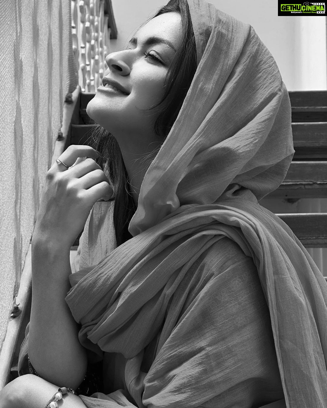 Avneet Kaur Instagram - Eid Mubarak 🤍✨ Bhopal, Madhya Pradesh