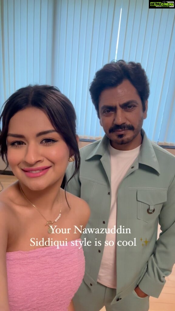 Avneet Kaur Instagram - Just fangirling over the cool style of @nawazuddin._siddiqui 😍 I mean who wouldn’t?🙈 Ps- don’t miss the end