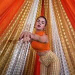 Avneet Kaur Instagram - Orangeyyyyy 🍊🧡