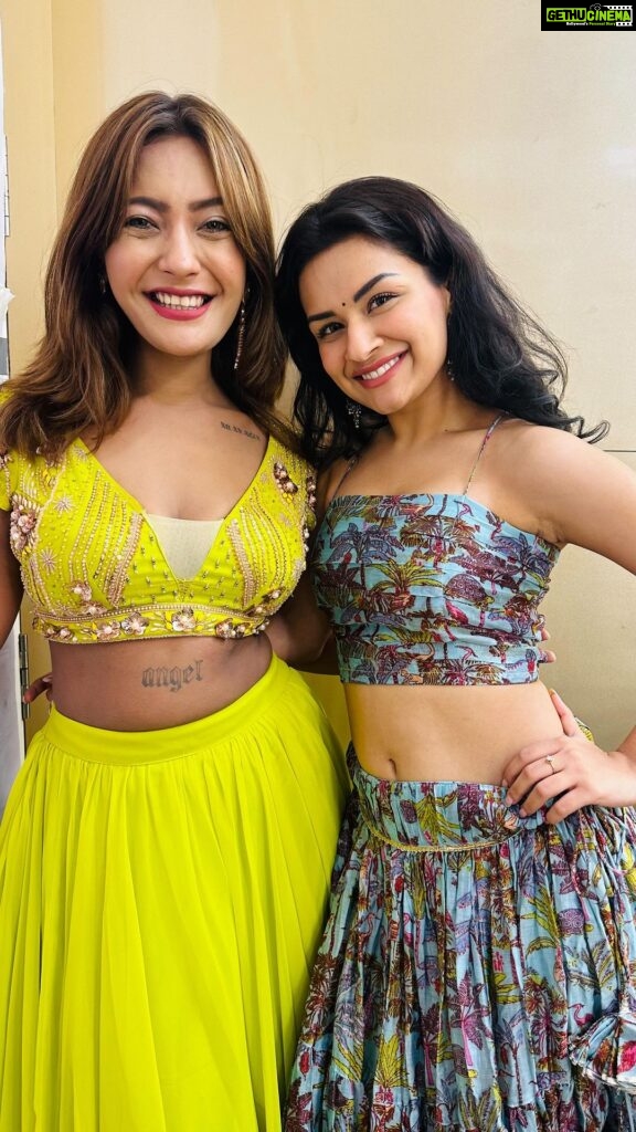 Avneet Kaur Instagram - Congrats #tiku @avneetkaur_13 ♥️ I know you since 5 years maybe more than that and looking at your hardwork all these years. I’m so proud of you meri chamann you have no idea how much I Love You♥️ Congrats again heroine machaaa dee aur ab🔥♥️. . . Wearing @the_adhya_designer