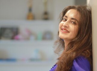 Bhama Instagram - @vaasuki_by_bhamaa 💙 @ajinfotokada 💙