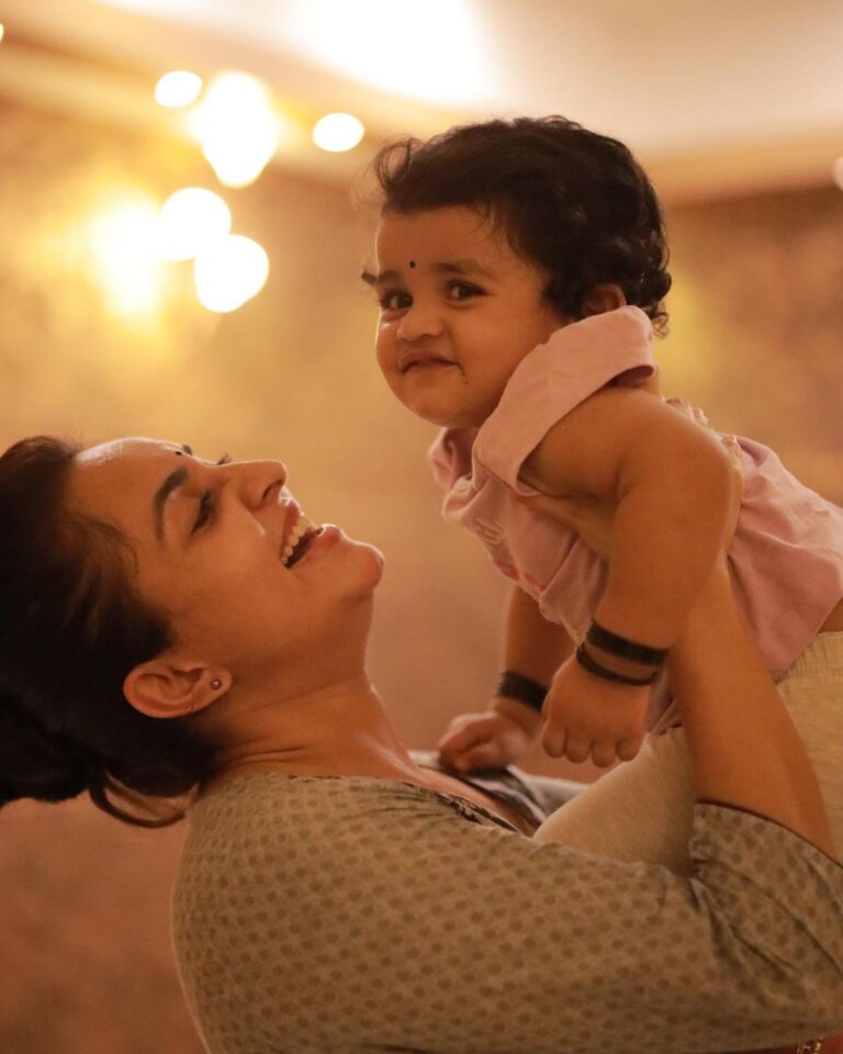 Bhama Instagram - She turns 2 today- 2/12/2022❤️ HAPPY BIRTHDAY to U my AMMUKUTTY (Gauri)❤️