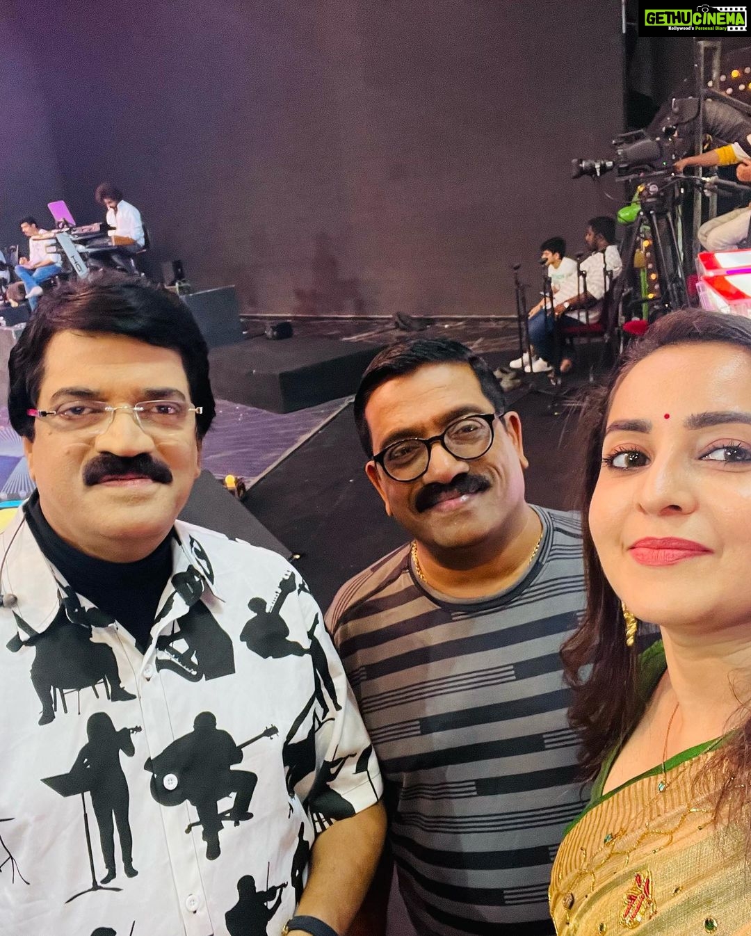 Bhama Instagram - #TopSinger #Shoot #with mg sir&Annaachi 😛😃