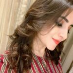 Bhama Instagram - Just Blinkkkk💙