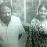 Bhama Instagram - 16വർഷങ്ങൾ ! നിവേദ്യം! മലയാളത്തിന്റെ പ്രിയകലാകാരൻ ലോഹിതദാസ് സർ ന്റെ ചിത്രത്തിലൂടെ മലയാളസിനിമയിലേക് എത്തിപ്പെടാൻ കഴിഞ്ഞു എന്നുള്ളത് ഇപ്പോളും എനിക്കൊരു വിസ്മയമാണ് . ഏറെ അഭിമാനിക്കുന്നു അദ്ദേഹത്തിന്റെ ശിഷ്യ ആകാൻ കഴിഞ്ഞതിൽ . ഗുരു എന്നതിലുപരി അച്ഛന്റെ സ്ഥാനമായിരുന്നു അദ്ദേഹത്തിന്. സർ ജീവിച്ചിരിപ്പുണ്ടായിരുന്നുവെങ്കിൽ എന്ന് പലപ്പോളും ആഗഹിച്ചിട്ടുണ്ട്. എത്രത്തോളം അദ്ദേഹത്തിന്റ പ്രതീക്ഷകൾക്കൊത്തു ഉയരാൻ കഴിഞ്ഞു എന്നെനിക്കറിയില്ല. എന്നാലും എന്റെ എന്റെ ജീവിതം ഇത്രമേൽ അനുഗ്രഹമാക്കിയതിൽ സർ നോട് ഒരുപാട് കടപ്പാട് ! ചില വ്യെക്തികളിലൂടെ ഇന്നും സർ ന്റെ ഓർമ്മകൾ നില നിൽക്കുന്നു . അദ്ദേഹത്തിലൂടെ പരിചയപ്പെടാൻ കഴിഞ്ഞവരെയും സ്നേഹത്തോടെ ഓർമ്മിക്കുന്നു. എന്നും എപ്പോളും നന്ദിയും ആദരവും🙏
