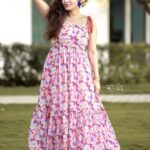 Bhama Instagram - Summer vibes🦋 Thank you @ajinfotokada 🦋