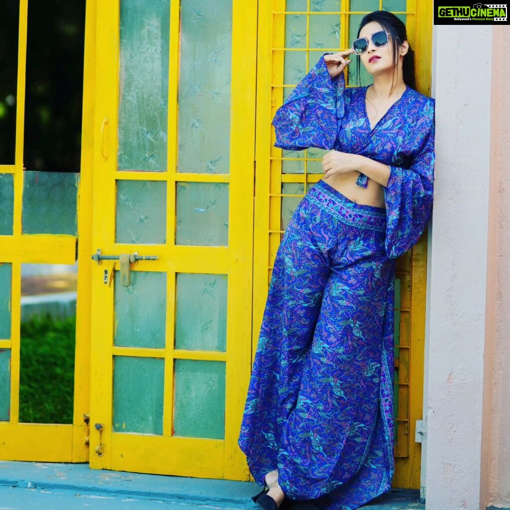 Bhanu Sri Mehra Instagram - 💙 📸: @manoj_gangula Hairstyle: @hairstylistravi #style #tollywoodactress #southindianactress #bhanusree🔥❤ #trynewlook #hybridpilla