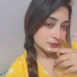 Bhanu Sri Mehra Instagram - 😍 #time #pass #haha #instsgram #reels #instsgramlover💕 #bhanusree🔥❤️