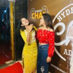 Bhanu Sri Mehra Instagram - With Darling & Beautiful @iam_bhanusri papa❤️😘 #partymode #yesterdaynight✨ #madhupriya #bhanusri