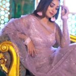 Bhanu Sri Mehra Instagram - 🌹 Wearing; @kalpana_vogeti Hairstyles: @hairstylistravi #trending #songs #reels #instareels #bhanusree🔥❤️