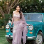 Bhanu Sri Mehra Instagram - 🌸 Pc: @manoj_gangula Wearing: @kalpana_vogeti Hairstyles: @hairstylistravi Location: @thefotogarage #sareelove #instafashion #bhanusree🔥❤️ #newclick #saree #love