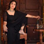 Bhanu Sri Mehra Instagram - Gungubhaikathiawadi in blacksaree 🖤 Pic : @snaplica_official @sonus_drone Wearing : @kalpana_vogeti Jewelry: @sahithivarma_official Location: @thefotogarage #gangubaikathiawadi #bhanusree🔥❤️ #instsgramlover💕 #hybridpilla