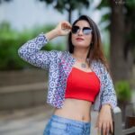 Bhanu Sri Mehra Instagram - Sunshine on my mind ✨️ Pc: @they_call_me_keshu #beyou #look #up #bhanusree🔥❤️ #hybridpilla #instafashion #actor