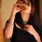 Bhanu Sri Mehra Instagram - 🖤 #bhanusree🔥❤️ #hybridpilla #instsgramlover💕 #instsgram #instsgramfashion