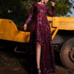 Bhanu Sri Mehra Instagram - Be yourself there's no one better ✨️ Wearing: @kalpana_vogeti Pic 📸: @snaplica_official @sonus_drone Earrings: @pretty.jewelbox #loveliness #bepositive #cool #happy #bhanusree🔥❤️ #newclick #instsgramlover💕