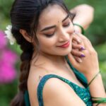 Bhanu Sri Mehra Instagram - When in doubt wear a saree 🦚 Wearing: @kalpana_vogeti Click 📸: @manoj_gangula Hairstyle: @hairstylistravi #saree #love #green #bhanusree🔥❤️ #hybridpilla #instagram #instapost