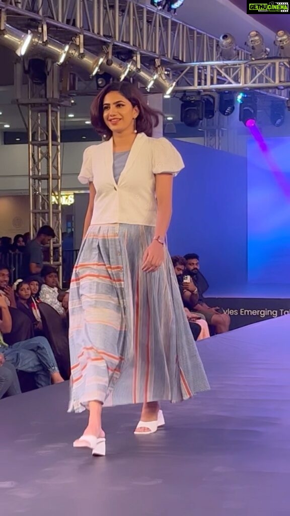 Deepa Thomas Instagram - Everything started from here :) 🤍 Thank you @hilitemallcalicut for this beautiful opportunity. Can’t thank you enough. Show stopper for @lifestylestores hilite fashion week 2023 :) Thank you to each and everyone for showing up ✨ Show director : @shamkhan.official ✨