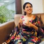 Deepa Thomas Instagram – POV : You love to bloom 🌸 🤍