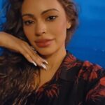 Devshi Khandur Instagram - This is an evening of wonders, indeed! Evening glow ✨️🫶 #devshikhanduri #evening #actor #travelholic #beachvibes #beautiful #Thailand #traveler #travel #letsshine #beautifuldestinations #beachlife #glow #shirt #trend #reelsinstagram
