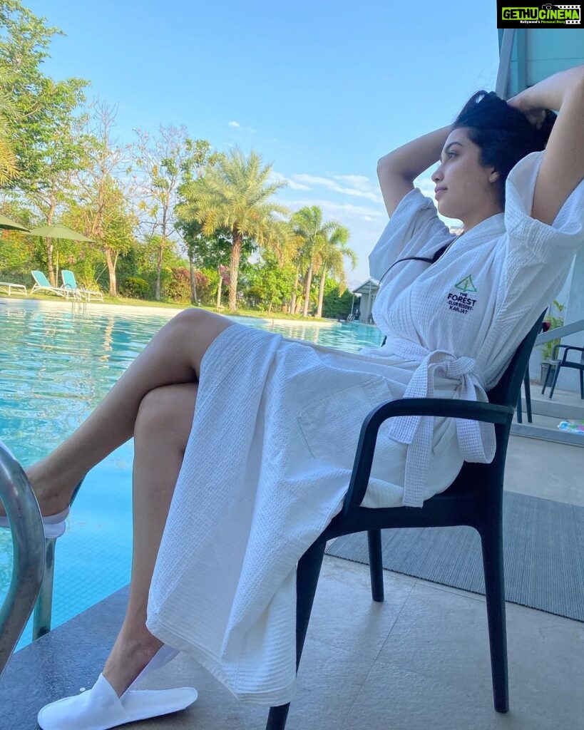 Digangana Suryavanshi Instagram - The sky is blue and so is the pool... #justcozitrhymes Thank you @theforestclubresort @zuperhotels , we had a great time ❤️ The Forest Club Resort