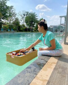 Digangana Suryavanshi Instagram - The sky is blue and so is the pool... #justcozitrhymes 
Thank you @theforestclubresort @zuperhotels , we had a great time ❤️