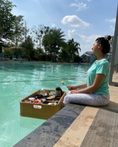 Digangana Suryavanshi Instagram - The sky is blue and so is the pool... #justcozitrhymes 
Thank you @theforestclubresort @zuperhotels , we had a great time ❤️