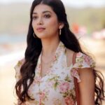 Digangana Suryavanshi Instagram - Thank you for your love ❤️ #kamtohnahi #diganganasuryavanshi #digangana