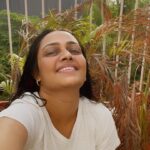 Divya Padmini Instagram - नेचर के साथ थोडा टाइम 📸: माई सेल्फ़ #nature #lovingthis #evening #windy #withmybaby