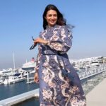 Divyanka Tripathi Instagram - Walk like this or not...you are still pretty and hot!😍🔥 (☝️ to all my lovely ladies reading this)