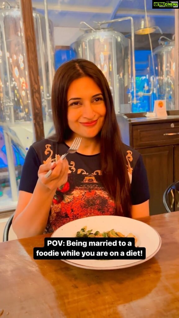 Divyanka Tripathi Instagram - Who said life was easy being married? 🤷‍♀️ #JealousyAtItsPeak #AapkaKyaHoga