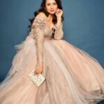 Divyanka Tripathi Instagram - There's a princess in each one of us...who's definitely not perfect, may not need saving but there's one thing we all deserve & that's- Respect! #LoveThyself 👗 @anjaleeandarjunkapoor 📿 @diagoldbyvardagoenka 👜 @rubans.in @oakpinionpr 💄 @sharukh_rocks902 💆‍♀️ @sunny_makeup_artist 🧚‍♀️ @stylebysugandhasood @teamsugandhasood + @vibhutistyles @styleitupwithmicheala