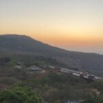 Divyanka Tripathi Instagram - Chal Zindagi 😀❤️ @vivekdahiya Lonavala Hill Station