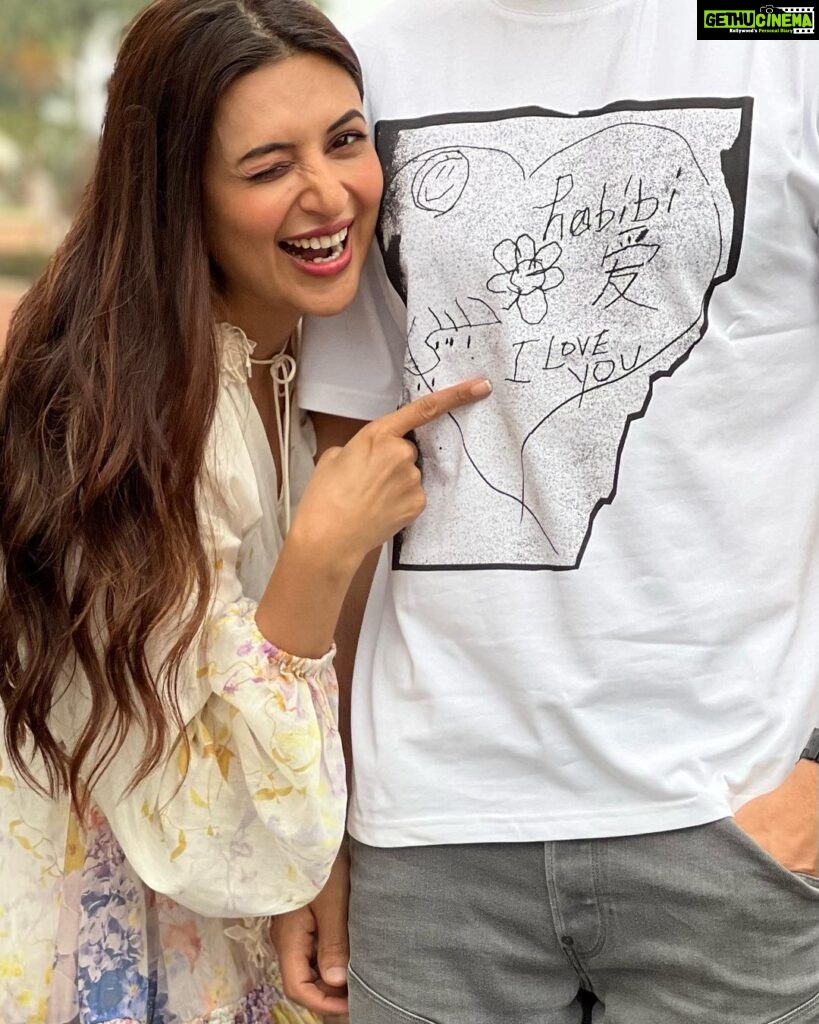 Divyanka Tripathi Instagram - My tee says it all - habibi, I love you ❤️