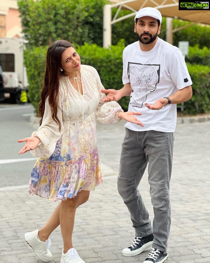 Divyanka Tripathi Instagram - My tee says it all - habibi, I love you ❤️