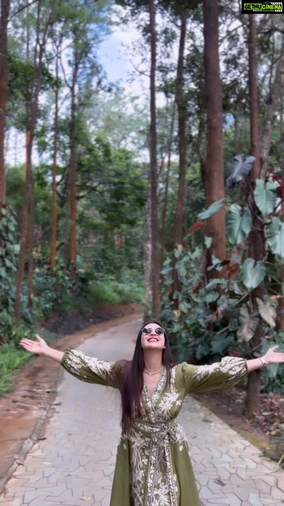 Divyanka Tripathi Instagram - Is your view better than mine?😎 #Coorg #TravelRecap