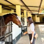 Divyanka Tripathi Instagram - Time spent with fellow beings is time well spent. 🤩🥳❤️ #OneEarth #OneLife #Connected #HorseLove #AnimalLove Bangalore, India
